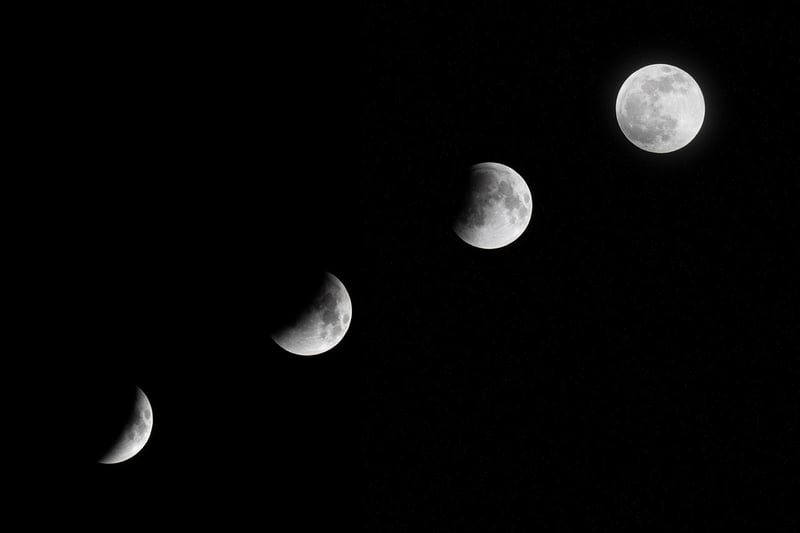 Full Moon Weddings